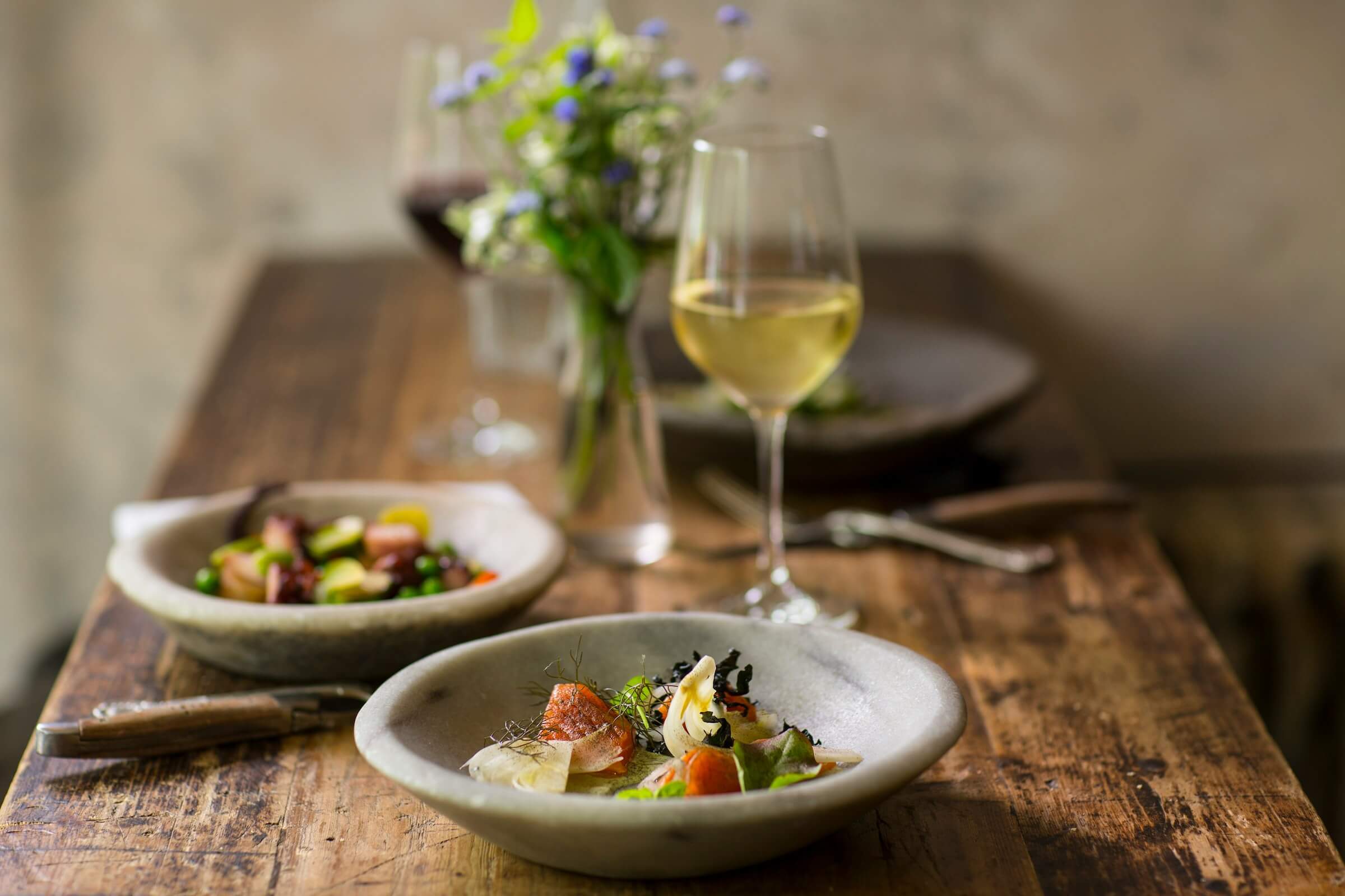 A picture of a Rustic Dish Table Setting in Marin County. The Top Rated Businesses in Marin